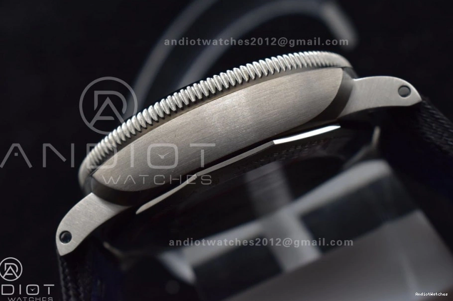 Submersible FastDry Horn PAM984 1:1 Edition Clone P.9010 Mike 996 Best Strap VSF on Nylon Black Dial Black 0124